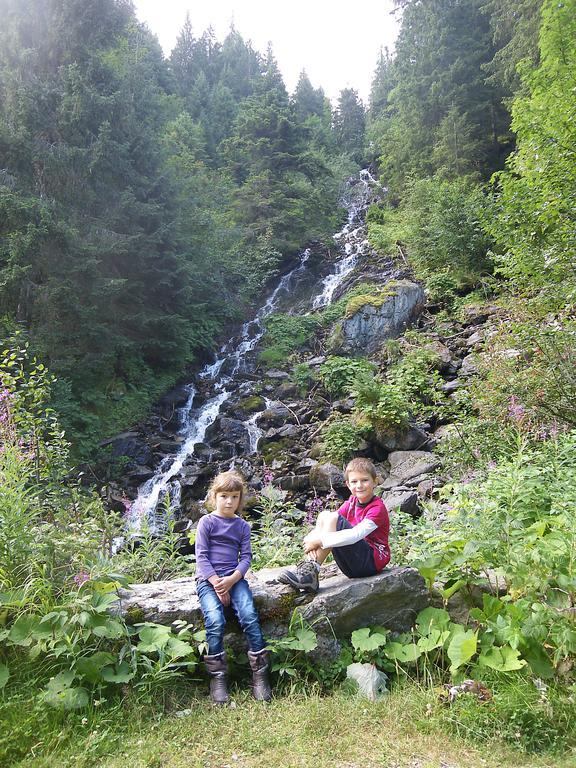 Gite Le Cerf De Belledonne Sainte-Agnès Exteriér fotografie